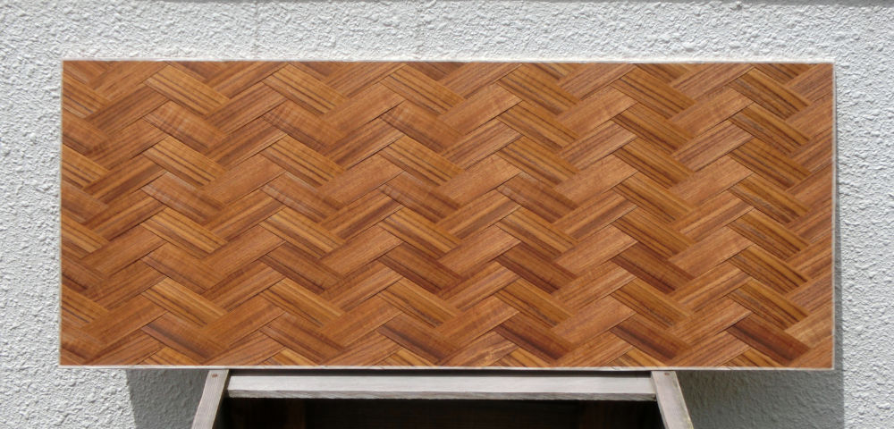 チーク矢羽根網代寸法幅1000高さ400の全体